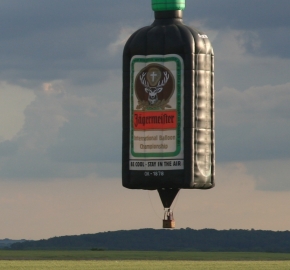 Let s balonem Jägermeister